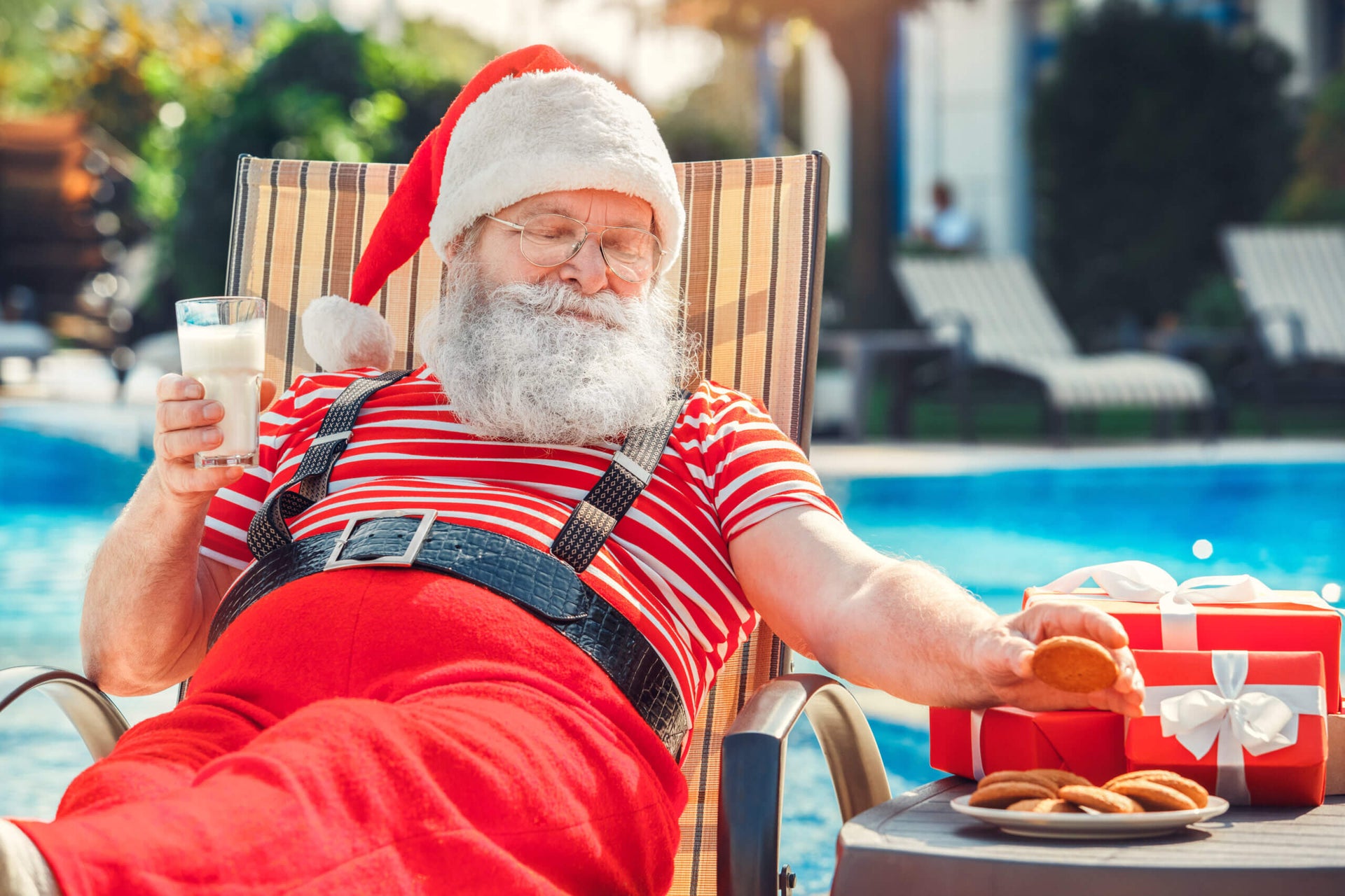 The Ultimate Holiday Wish-List For Pool Enthusiasts