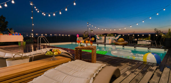 5 Things you need to throw the perfect pool party