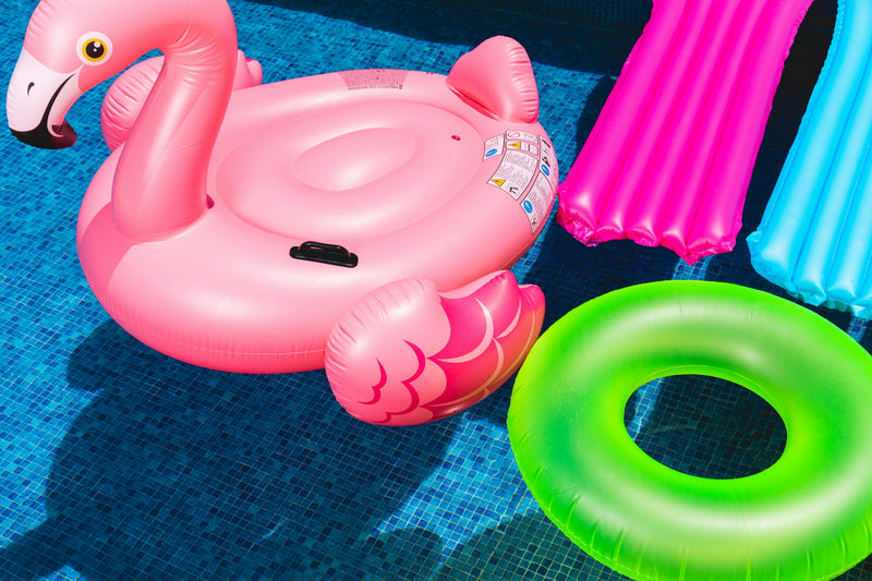 Que faire de sa piscine en cas de canicule ? Nos conseils pour protéger votre bassin pendant les fortes chaleurs