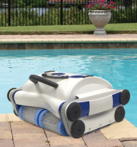 Water Tech Battery-Powered Robot Pool Vacuum
